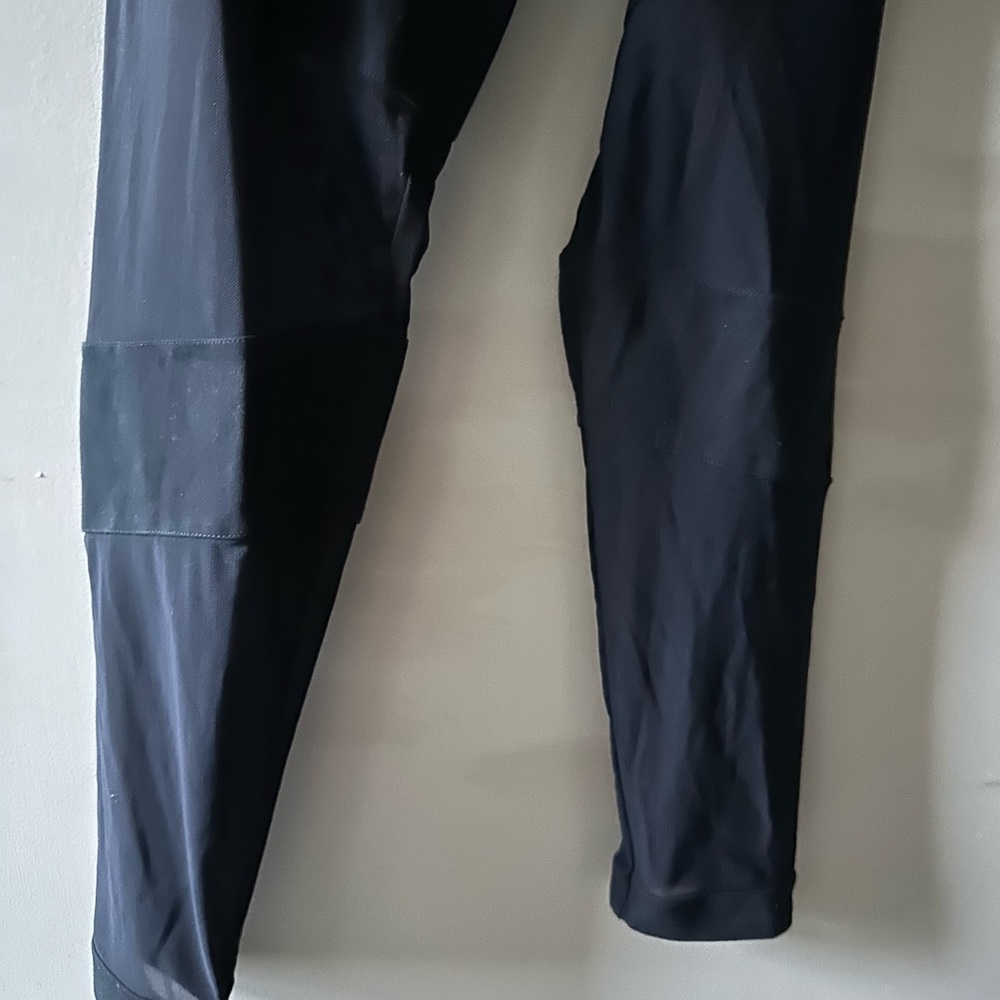 Adore Me Mesh Detail Legging